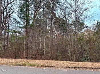 1921 Beachwood Dr, Sanford, NC 27330