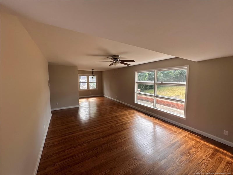 1921 Manteo St, Fayetteville, NC 28303