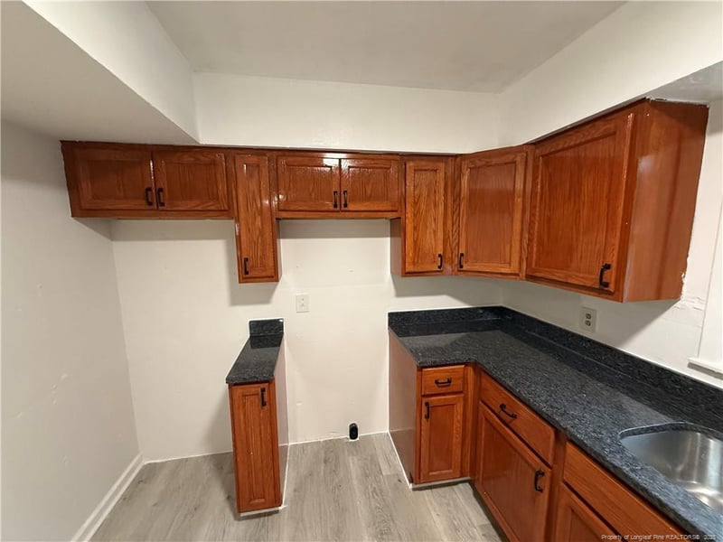 1921 Roxie Ave, Fayetteville, NC 28304