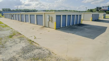 1921 Strickland , Clayton, NC 27520