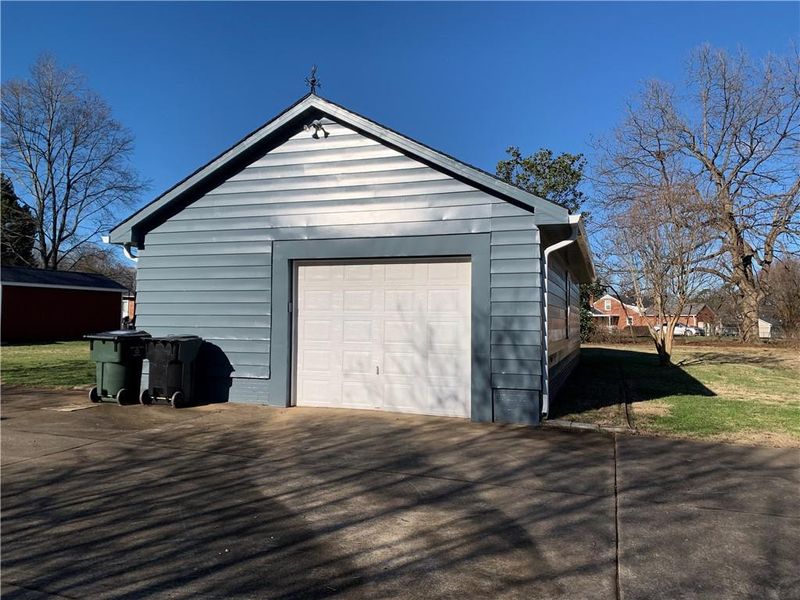 1921 Trail Five, Burlington, NC 27215