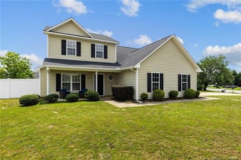 1921 Yellowbrick Rd, Fayetteville, NC 28314