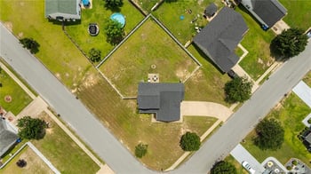 1921 Yellowbrick Rd, Fayetteville, NC 28314
