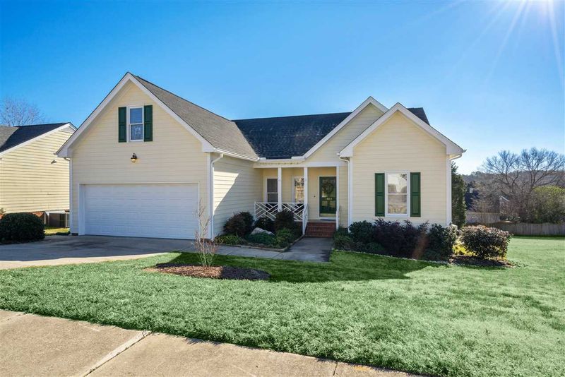 1922 Battlewood Rd, Apex, NC 27523