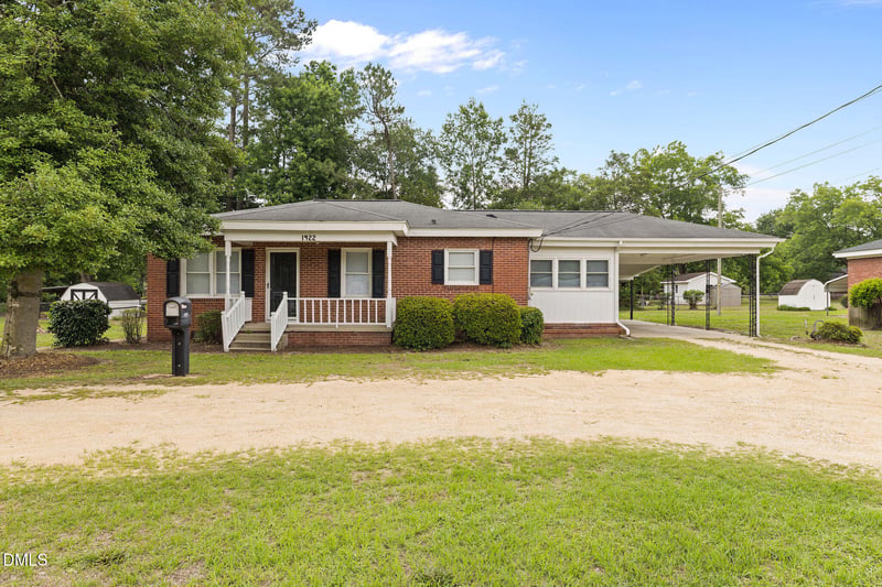 1922 Berkeley Blvd, Goldsboro, NC 27534