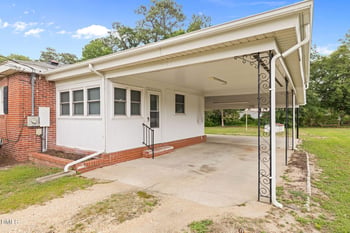 1922 Berkeley Blvd, Goldsboro, NC 27534