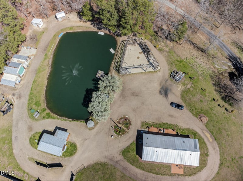 1922 Christian Light Rd, Fuquay Varina, NC 27526