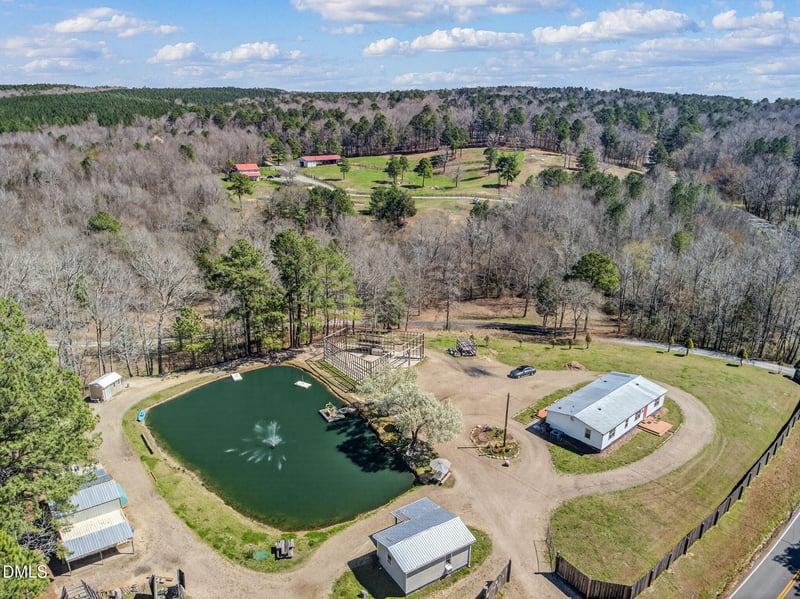 1922 Christian Light Rd, Fuquay Varina, NC 27526