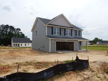 1922 Elephant Ln, Hope Mills, NC 28348