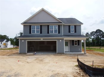 1922 Elephant Ln, Hope Mills, NC 28348