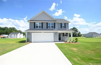 1922 Elephant Ln, Hope Mills, NC 28348