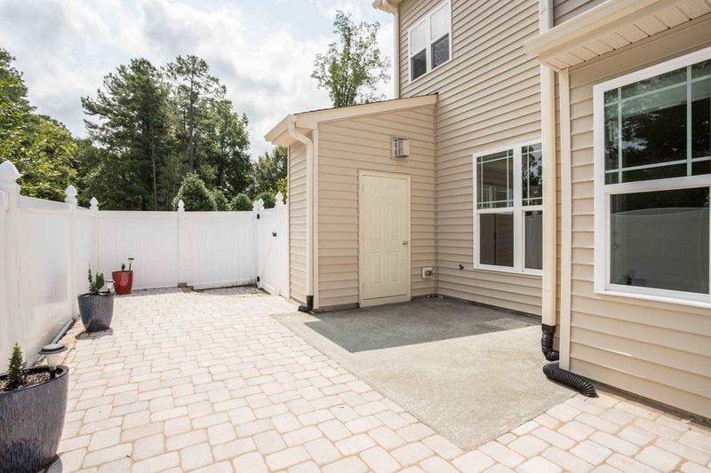 1922 Gaillard Dr, Raleigh, NC 27614