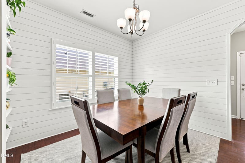 1922 Hinswood Cir, Fuquay Varina, NC 27526
