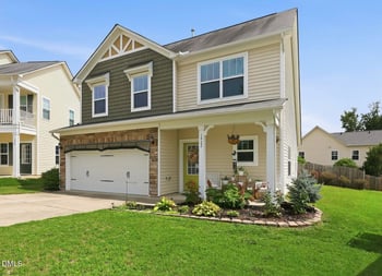 1922 Hinswood Cir, Fuquay Varina, NC 27526
