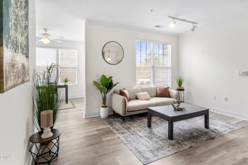 1922 Parkside Village Dr, Clayton, NC 27520