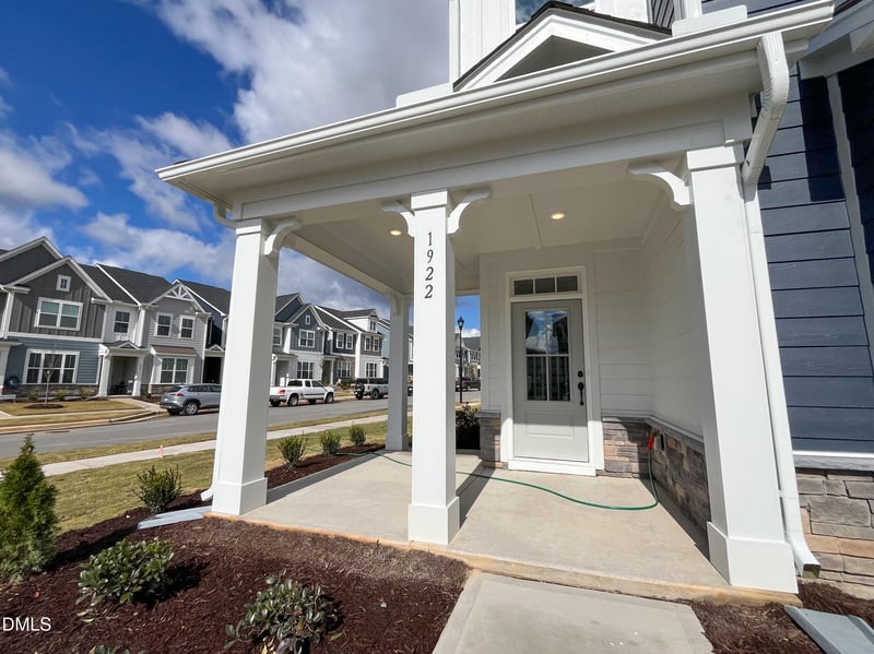 1922 Plott Balsam Dr, Wendell, NC 27591