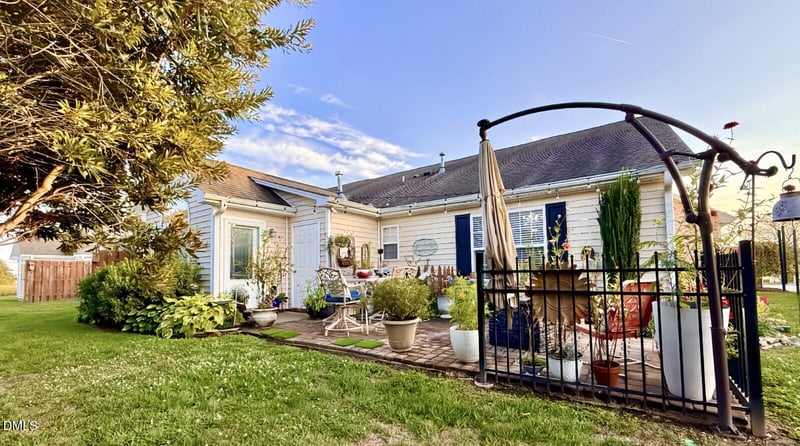 1923 Guinness Dr, Graham, NC 27253