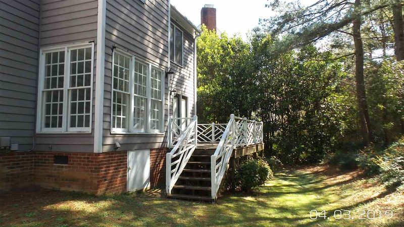 1924 Baronsmede Dr, Raleigh, NC 27615