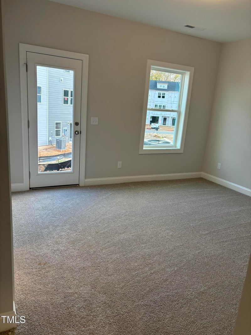 1924 Fishamble St, Fuquay Varina, NC 27526