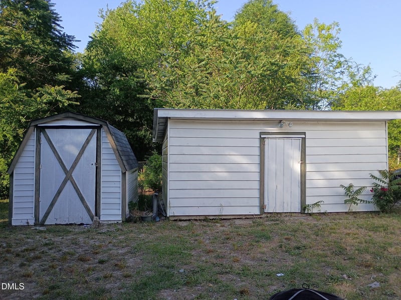 1924 Powell St, Fayetteville, NC 28306