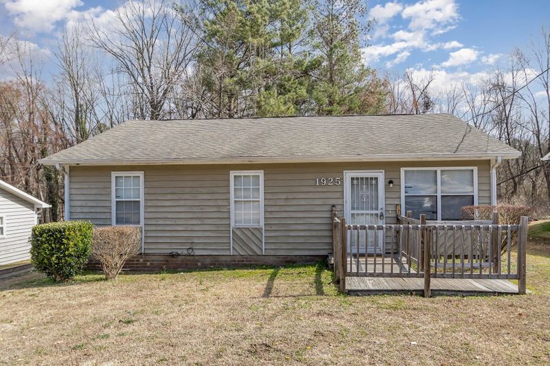1925 Apex Hw, Durham, NC 27707