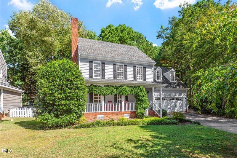1925 Baronsmede Dr, Raleigh, NC 27615