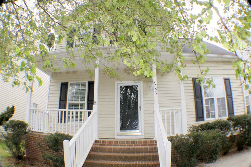 1925 Crag Burn Ln, Raleigh, NC 27604