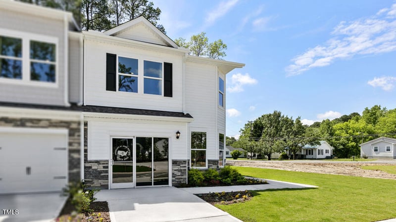 1925 Hinesley Dr, Durham, NC 27703