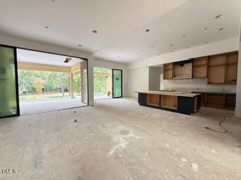 1925 Hunting Ridge Rd, Raleigh, NC 27615