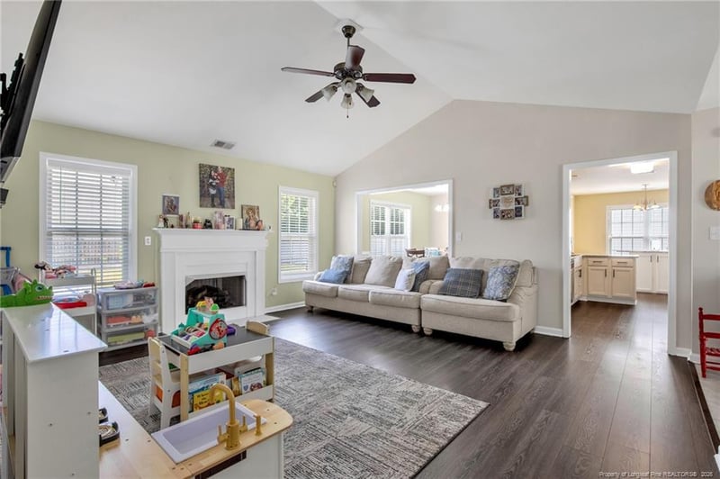 1925 Jenny Rd, Fayetteville, NC 28314