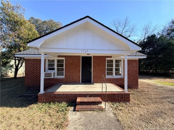 1925 Progress St, Fayetteville, NC 28306