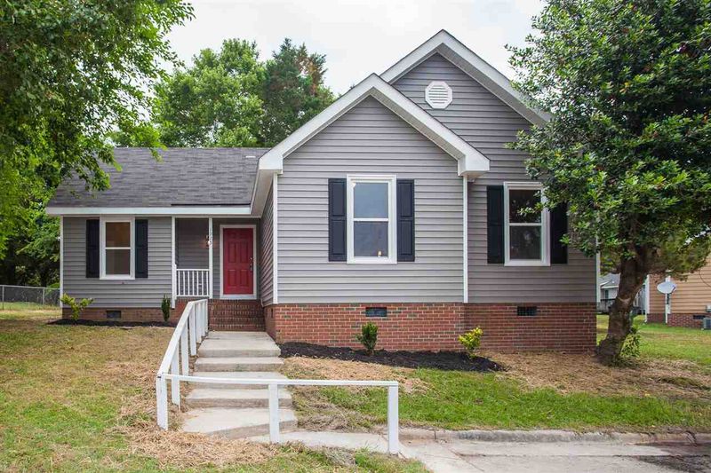 1925 Ranch Mill Cir, Raleigh, NC 27610