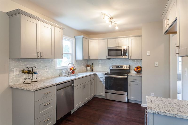 1925 Ranch Mill Cir, Raleigh, NC 27610