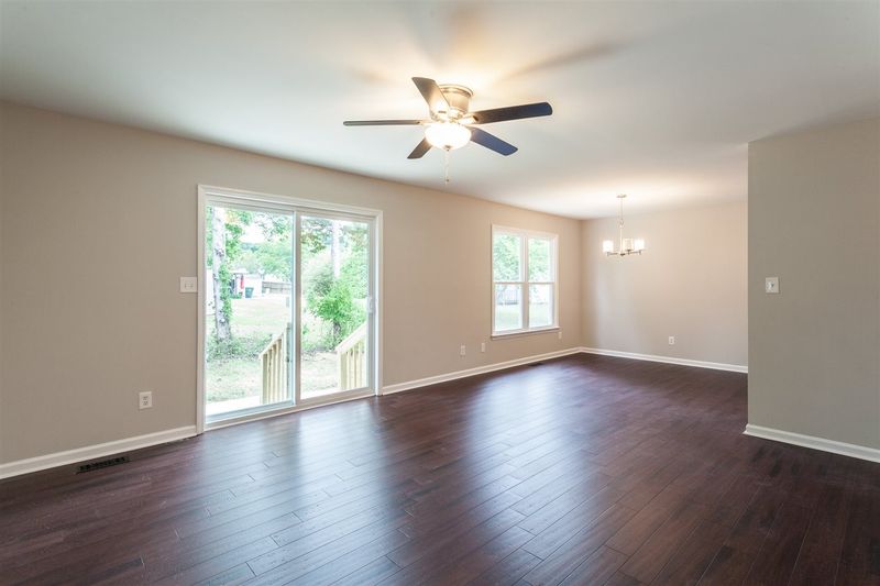 1925 Ranch Mill Cir, Raleigh, NC 27610
