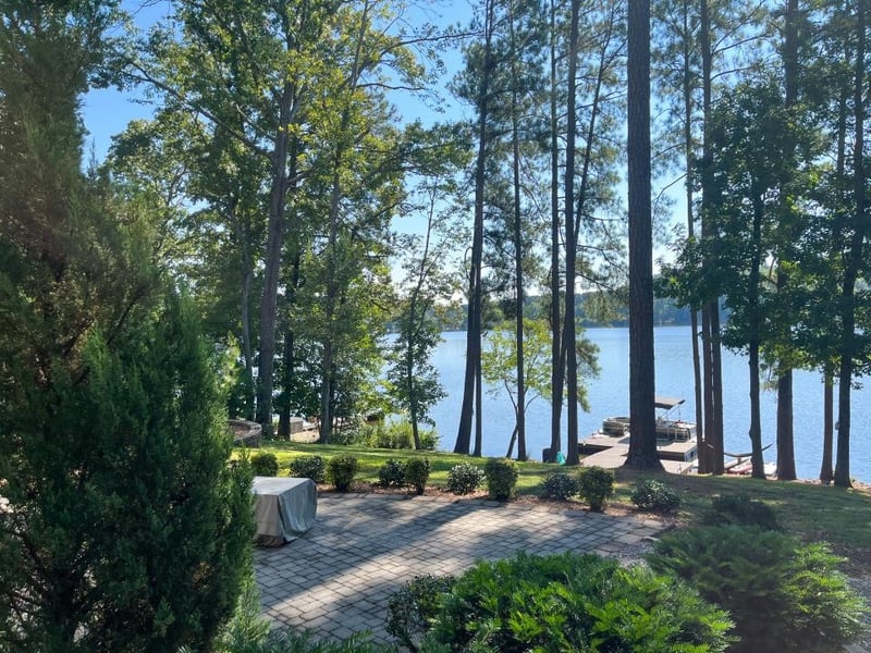 1926 Captains Point, Sanford, NC 27332