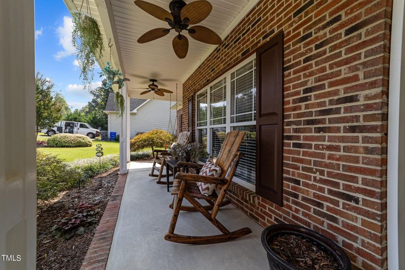 1926 Conners Ct, Burlington, NC 27215