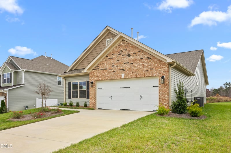 1926 Darrell Dr #13, Graham, NC 27253