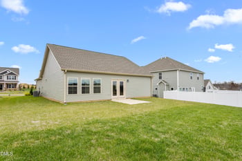 1926 Darrell Dr #13, Graham, NC 27253