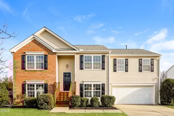 1926 Hickory Bark Dr, Fuquay Varina, NC 27526