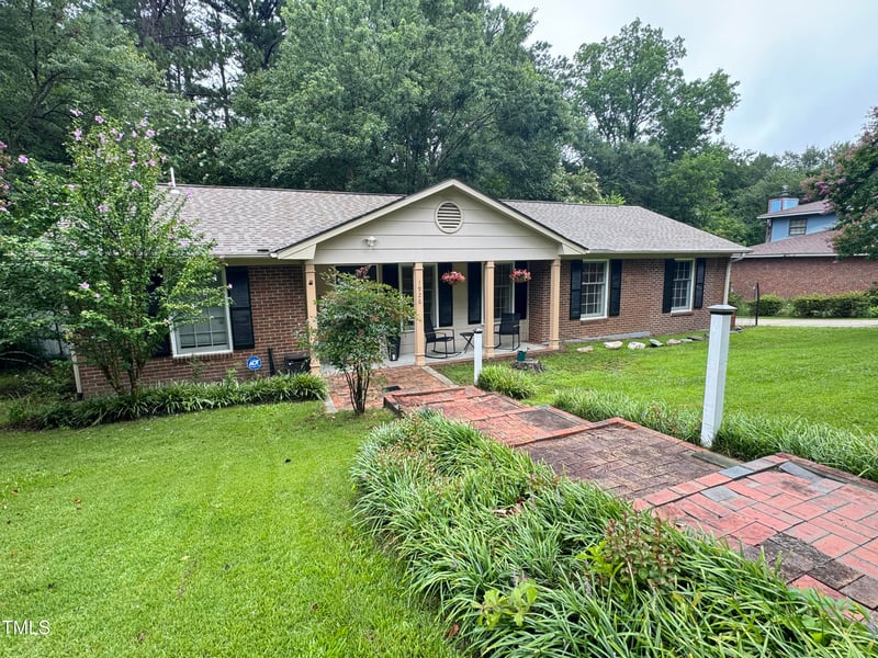 1926 Pearl St, Fayetteville, NC 28303