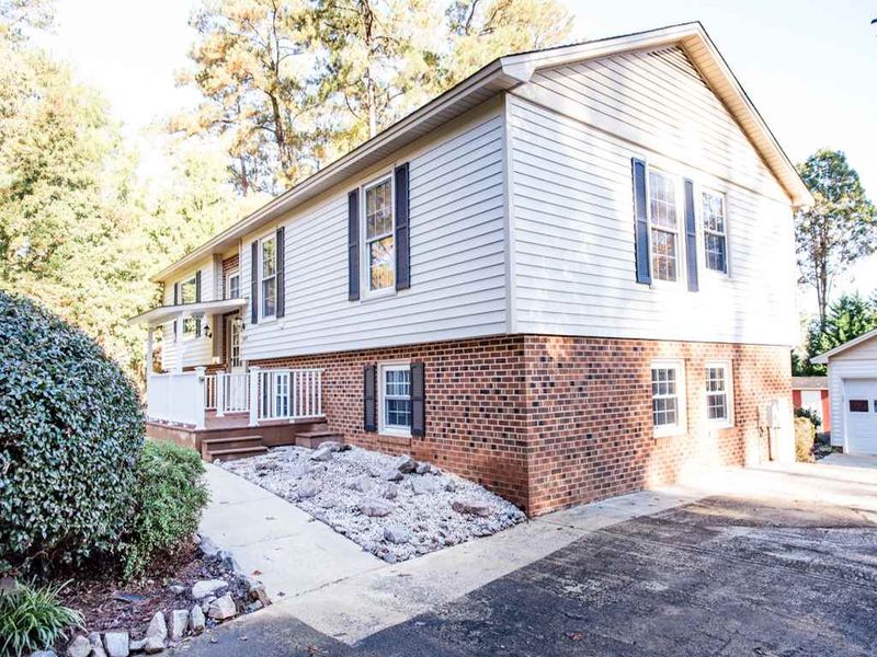 1927 Owls Nest Rd, Sanford, NC 27330