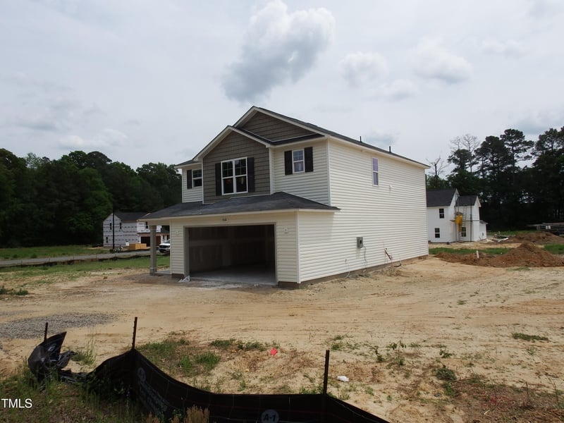 1928 Elephant Ln, Hope Mills, NC 28348