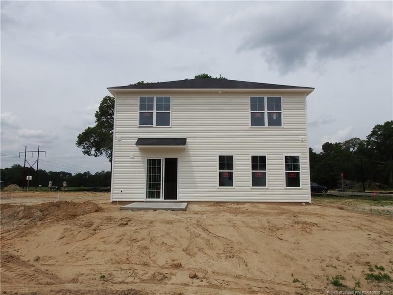 1928 Elephant Ln, Hope Mills, NC 28348