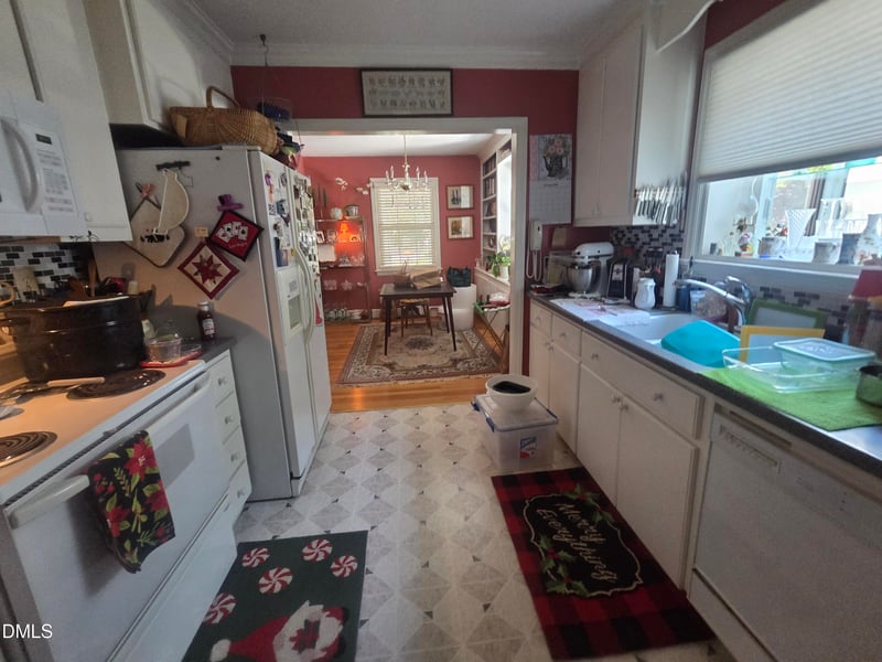 1928 Fairfield Dr, Raleigh, NC 27608