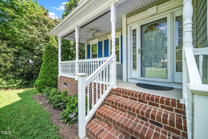 1928 Foxbrook Dr, Raleigh, NC 27603