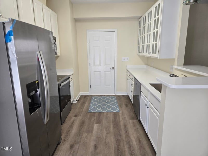 1928 Shadow Glen Dr, Raleigh, NC 27604