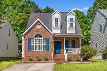 1929 Crag Burn Ln, Raleigh, NC 27604