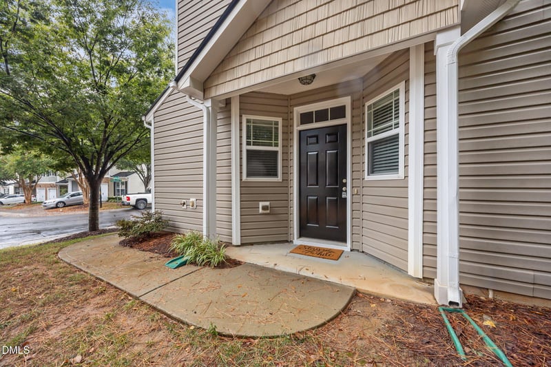 1929 Fieldhouse Ave, Raleigh, NC 27603