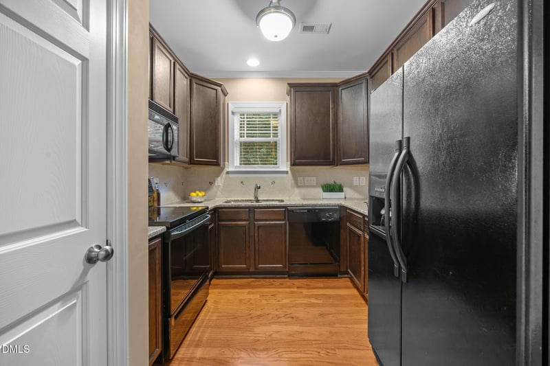 1929 Fieldhouse Ave, Raleigh, NC 27603