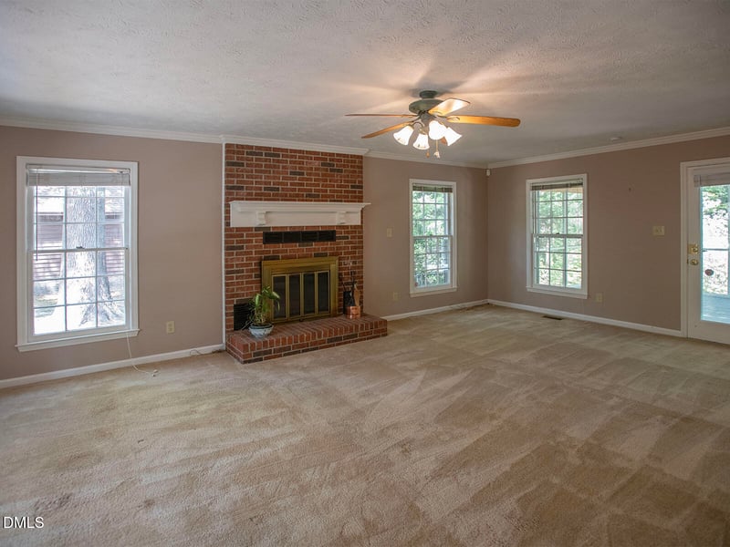 1929 Partridge Ct, Fayetteville, NC 28304